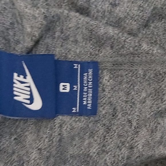 Nike hoodie - Picture 4 of 5